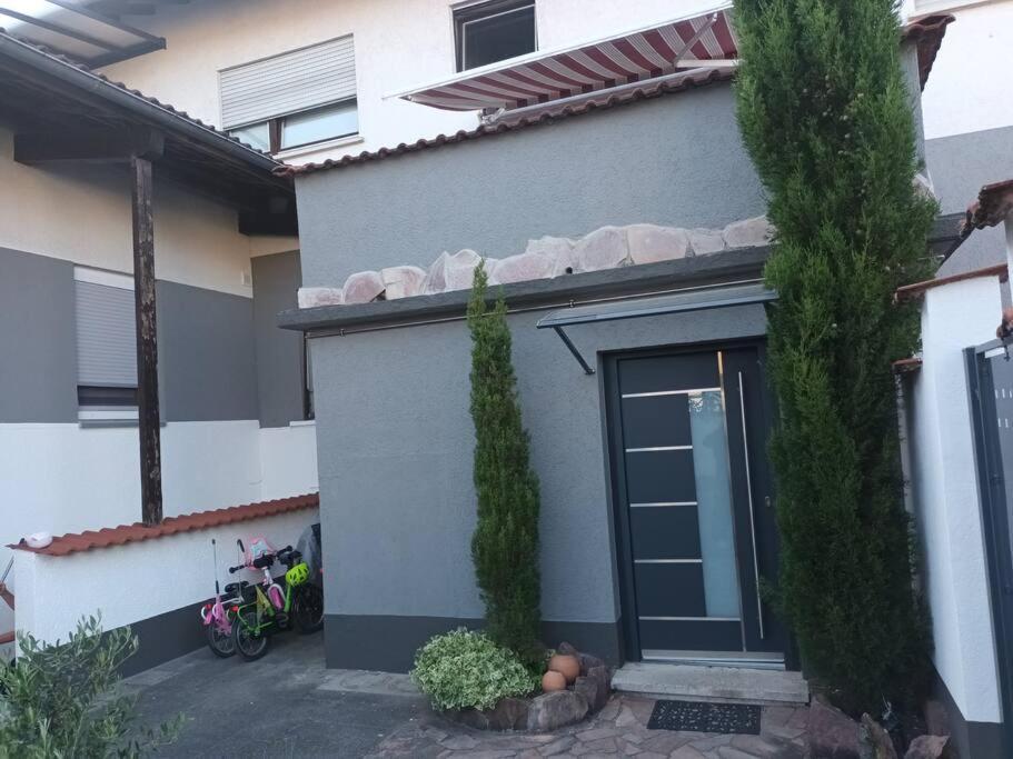 Bello Apartamento Graben-Neudorf 外观 照片